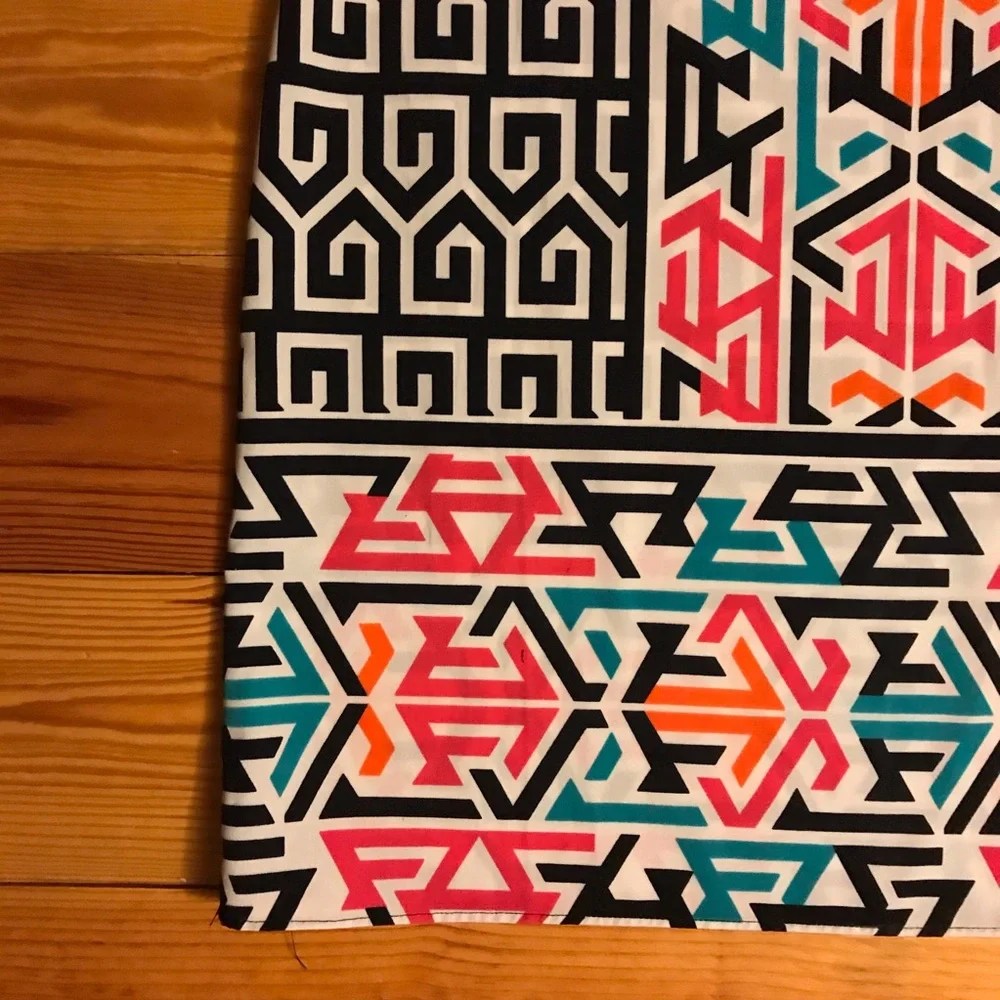 Crown & Ivy Black White Multi Geometric Dress, EUC, M - Picture 4 of 11